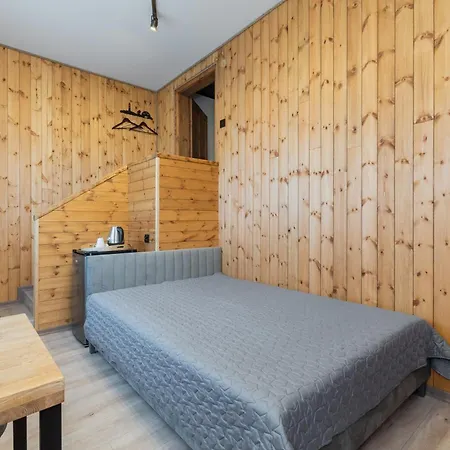 Pensjonat Mkj Mireno *